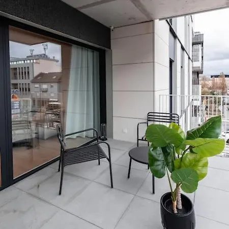 Henry'S Appt With A Private Suite 415 - Shared Kitchen Luxembourg Exterior photo