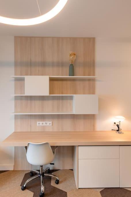 Henry's Appt With A Private 415 - Shared Kitchen * Luxemburg