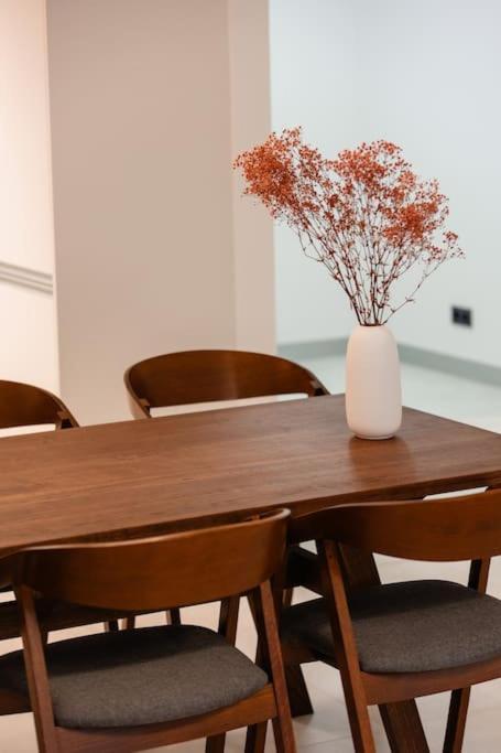 Appartement Henry's Appt With A Private 415 - Shared Kitchen